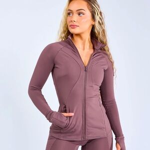 BuffBunny Colorado Crop in Mocha Berry